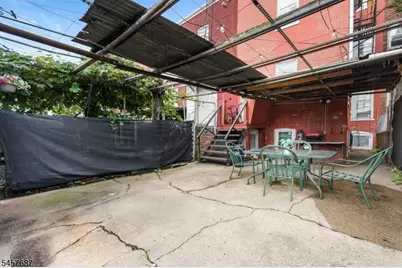 72 Columbia St, Newark, NJ 07102 - Photo 11