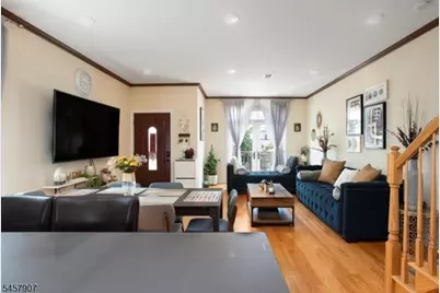 86 Oak St #2, Jersey City, NJ 07304 - Photo 5