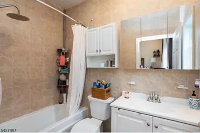 86 Oak St #2, Jersey City, NJ 07304 - Photo 9