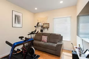 86 Oak St, Jersey City, NJ 07304 - Photo 13