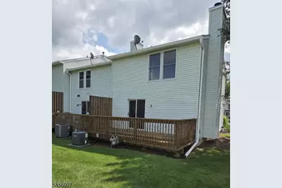 34 Ben Franklin Dr, Franklin, NJ 07416 - Photo 15