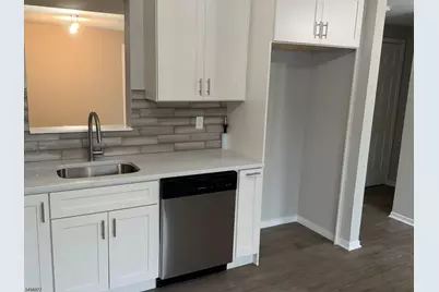 34 Ben Franklin Dr, Franklin, NJ 07416 - Photo 5