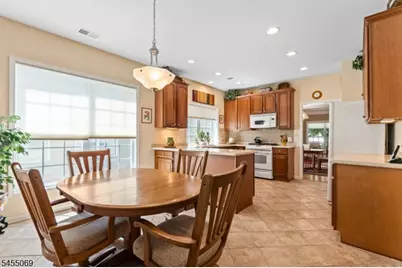 574 Post Ln, Franklin Township, NJ 08873 - Photo 19