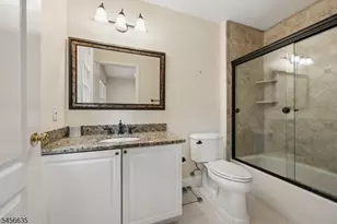 18 Downingtown Ct, Warren Township, NJ 07059 - Photo 27