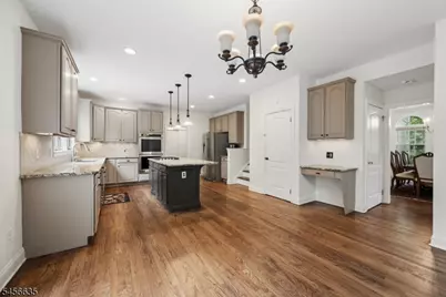 18 Downingtown Court, Warren Township, NJ 07059 - Photo 9