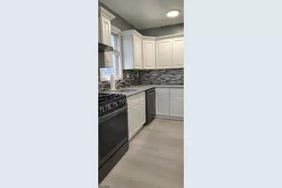 15 Coe Ave, Hillside, NJ 07205 - Photo 9