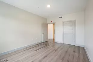 548 Franklin Ave, Belleville, NJ 07109 - Photo 17