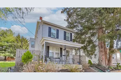 389 Grant St, Phillipsburg, NJ 08865 - Photo 1