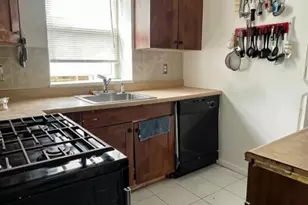 19-31 Lyons Ave, Newark, NJ 07112 - Photo 9