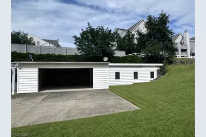 60 Mountain Ave #Rear, Paterson, NJ 07501 - Photo 5