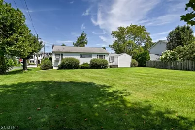 271 Summit Rd, Mountainside, NJ 07092 - Photo 25
