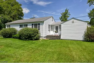 271 Summit Rd, Mountainside, NJ 07092 - Photo 23