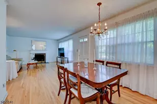 271 Summit Rd, Mountainside, NJ 07092 - Photo 15