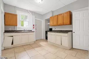 270 Hamilton Ave, Paterson, NJ 07501 - Photo 15