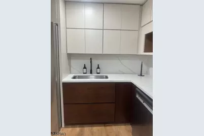 40 Jay St #3, Newark, NJ 07103 - Photo 11