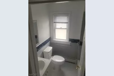 230 Pine St, Elizabeth, NJ 07206 - Photo 9