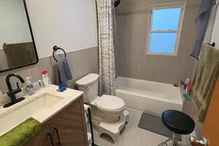 839 Riverside Ave, Lyndhurst Township, NJ 07071 - Photo 19