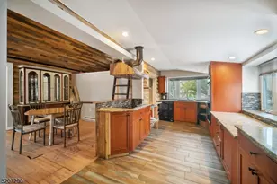 15 Allegheny Ave, West Milford, NJ 07480 - Photo 3