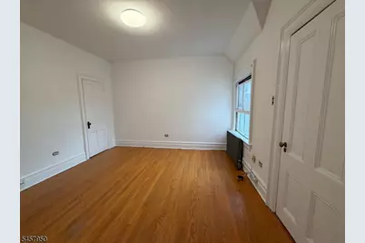 16 Elm St #3, Morristown, NJ 07960 - Photo 3