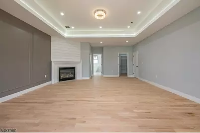 412 Gregory Rd, Paramus, NJ 07652 - Photo 35