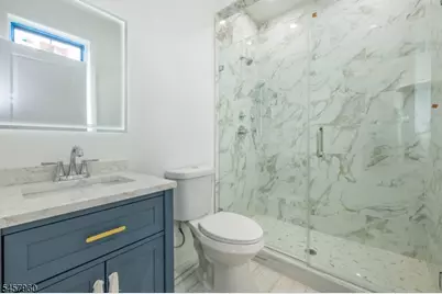 412 Gregory Rd, Paramus, NJ 07652 - Photo 27
