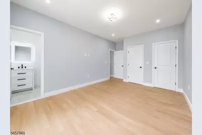412 Gregory Rd, Paramus, NJ 07652 - Photo 11