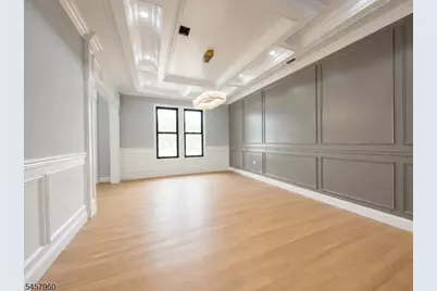 412 Gregory Rd, Paramus, NJ 07652 - Photo 5