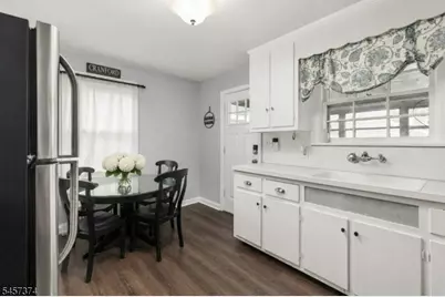 372 S Union Ave, Cranford Township, NJ 07016 - Photo 7