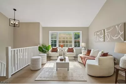 41 Paula Dr, Washington Township, NJ 07853 - Photo 5
