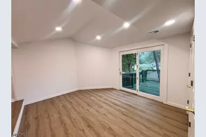 20 Garbarino Ave, Wanaque, NJ 07465 - Photo 15