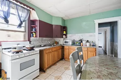 44 Paterson Ave, Paterson, NJ 07522 - Photo 13