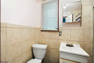 44 Paterson Ave, Paterson, NJ 07522 - Photo 19