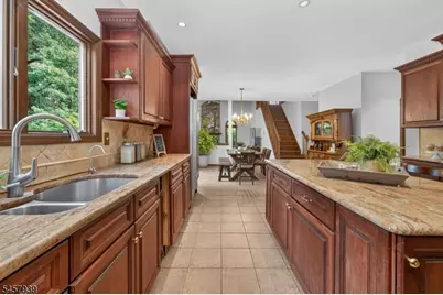 6 Oakridge Rd, Clinton Township, NJ 08801 - Photo 17