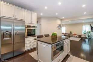7 Gordon Pl, Bernards Township, NJ 07920 - Photo 15