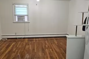 19 Knoble Pl 2nd Floor, Hawthorne, NJ 07506 - Photo 5