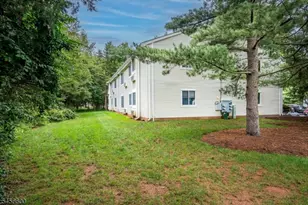 6 Norwich Pl, Franklin Township, NJ 08873 - Photo 23