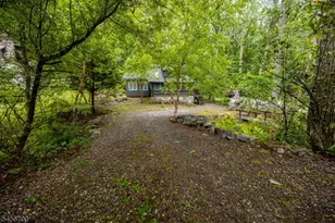 8 Mountainside Dr, Vernon, NJ 07461 - Photo 1