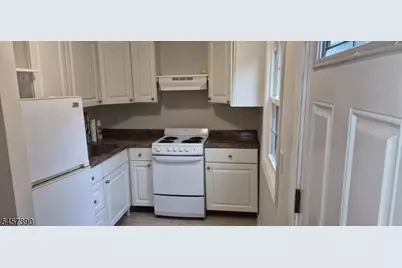 221 Knox Way, Hopatcong, NJ 07843 - Photo 3