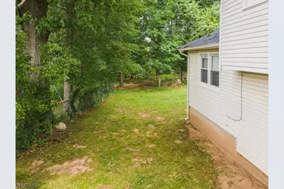 55 Lench Ave, Edison, NJ 08820 - Photo 23