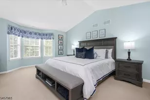 45 Cummington Ln, Raritan Township, NJ 08822 - Photo 15