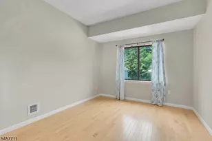 23 Krenkel Ct, Raritan Township, NJ 08822 - Photo 11