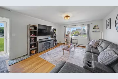 680 State Route 15 #26, Jefferson Township, NJ 07849 - Photo 3