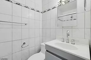 712 N Broad St, Elizabeth, NJ 07208 - Photo 25