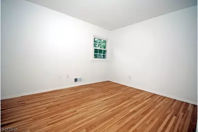 608 Plymouth Ct, Branchburg Township, NJ 08876 - Photo 31