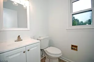 608 Plymouth Ct, Branchburg Township, NJ 08876 - Photo 23