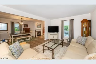 56 Countryside Dr, Bernards Township, NJ 07920 - Photo 7