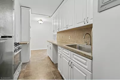 712 N Broad St #2C, Elizabeth, NJ 07208 - Photo 11
