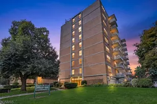712 N Broad St, Elizabeth, NJ 07208 - Photo 1
