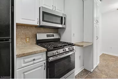 712 N Broad St #2C, Elizabeth, NJ 07208 - Photo 9