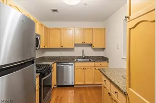 1233 King Ct, Green Brook Township, NJ 08812 - Photo 11